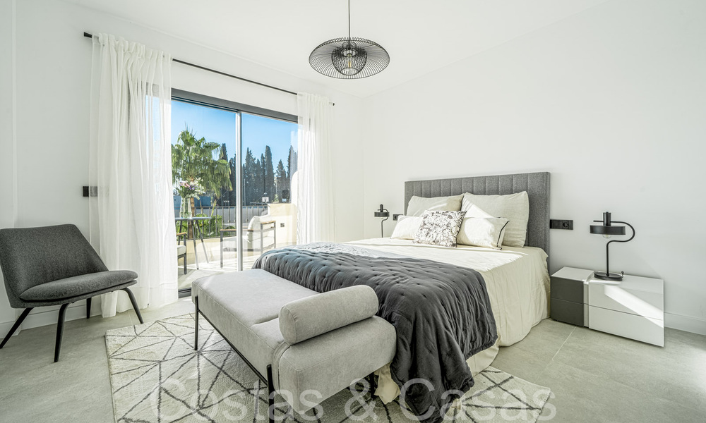 Stylish renovated townhouse for sale close to Aloha College in the valley of Nueva Andalucia, Marbella 68720