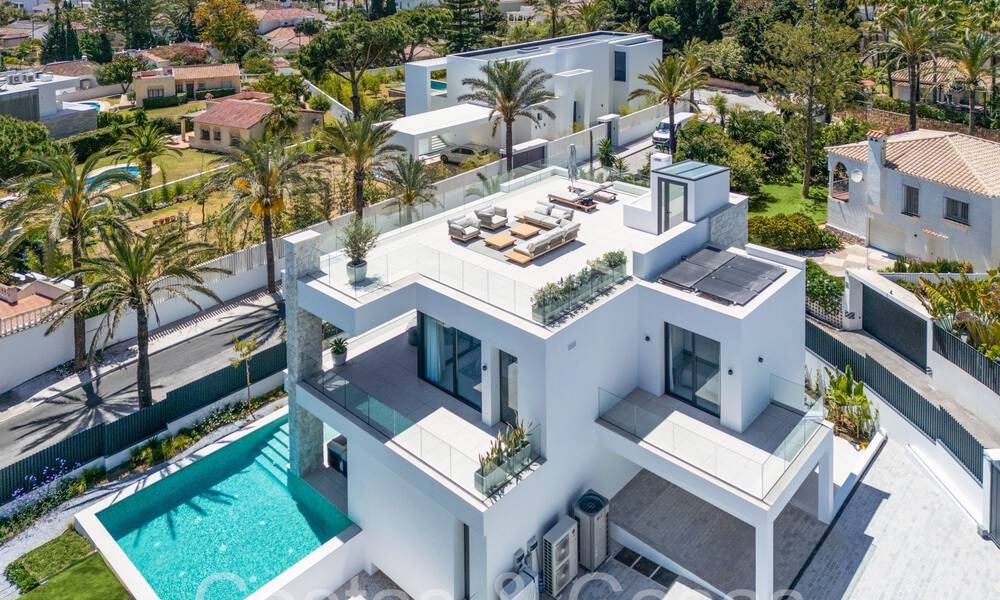 Contemporary luxury villa for sale a stone's throw from the beach in East Marbella 69045