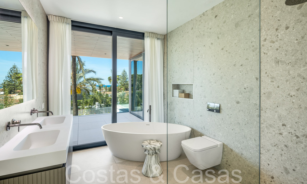 Contemporary luxury villa for sale a stone's throw from the beach in East Marbella 69052