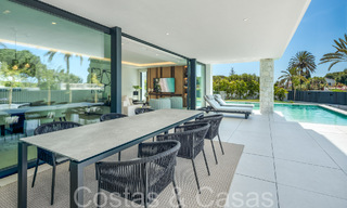 Contemporary luxury villa for sale a stone's throw from the beach in East Marbella 69058 