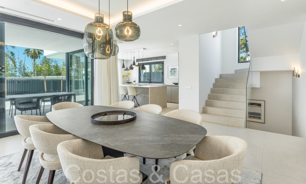 Contemporary luxury villa for sale a stone's throw from the beach in East Marbella 69061