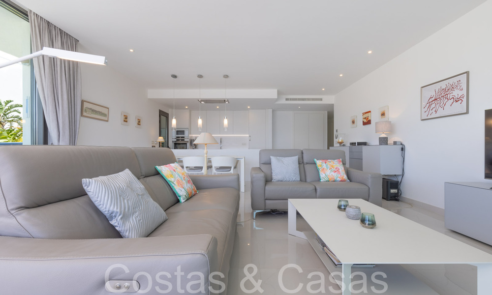 Ready to move in, modern, design apartment for sale near the golf course in the golden triangle of Marbella - Benahavis - Estepona 68811