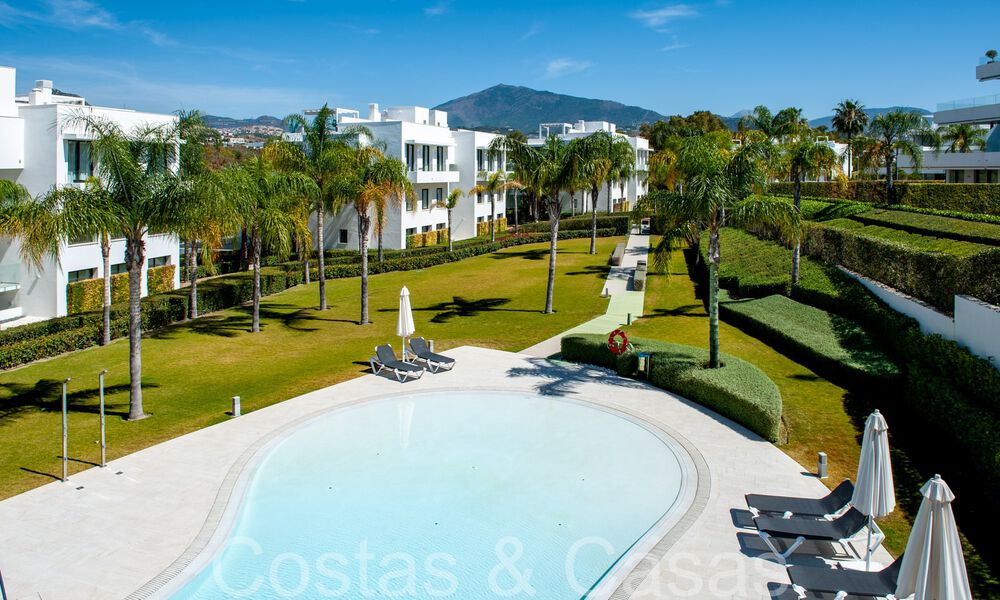 Ready to move in, modern, design apartment for sale near the golf course in the golden triangle of Marbella - Benahavis - Estepona 68824
