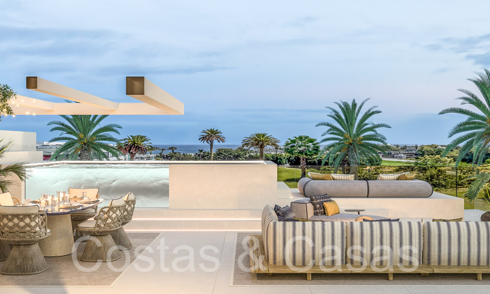 Resale! Ultra-modern designer home for sale in a prime complex on Marbella's Golden Mile. Ready to move in. 69088