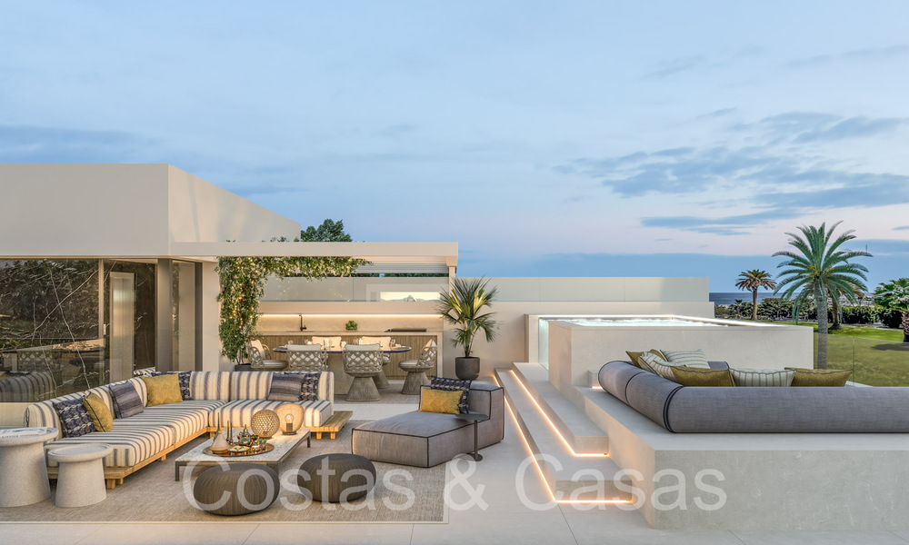 Resale! Ultra-modern designer home for sale in a prime complex on Marbella's Golden Mile. Ready to move in. 69089