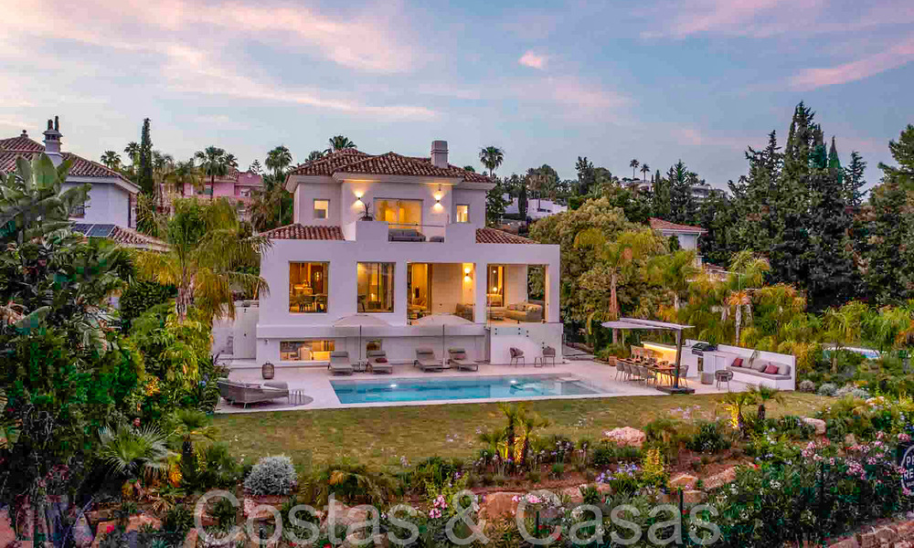 Beautiful renovated villa in contemporary Mediterranean style for sale, adjacent to the golf course in Benahavis - Marbella 69124