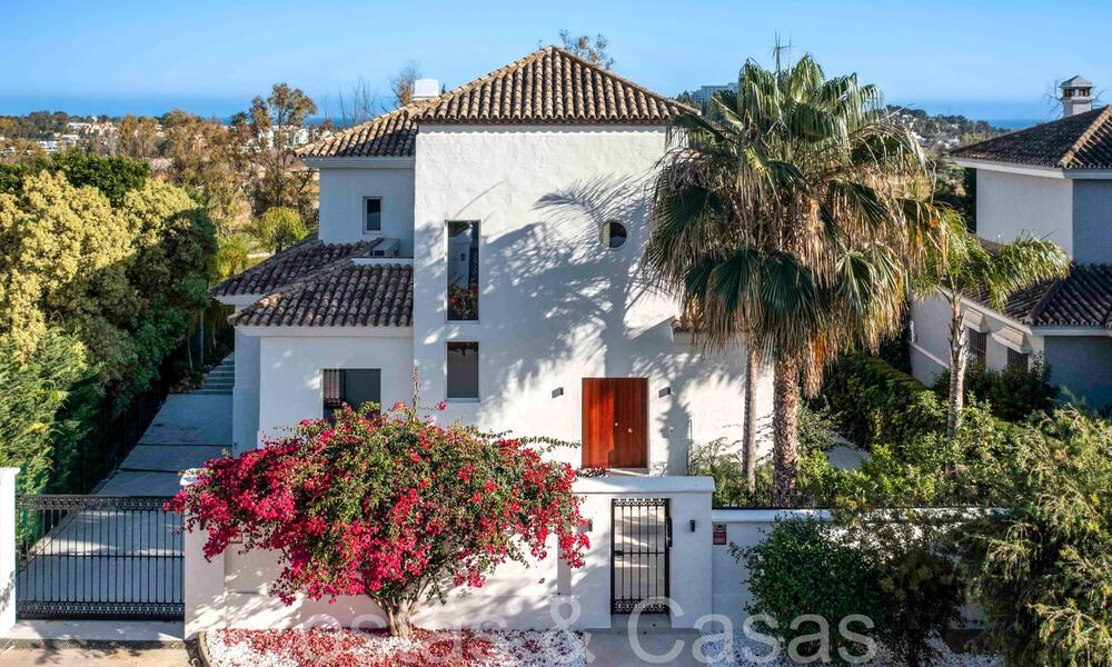 Beautiful renovated villa in contemporary Mediterranean style for sale, adjacent to the golf course in Benahavis - Marbella 69127