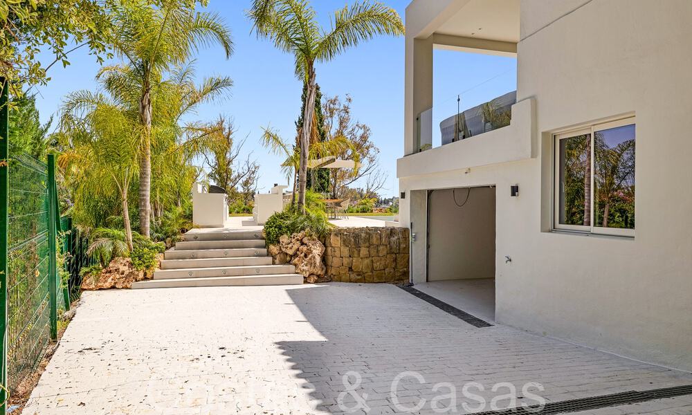 Beautiful renovated villa in contemporary Mediterranean style for sale, adjacent to the golf course in Benahavis - Marbella 69147