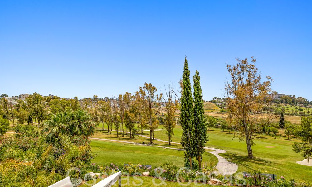 Beautiful renovated villa in contemporary Mediterranean style for sale, adjacent to the golf course in Benahavis - Marbella 69176