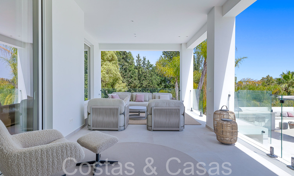 Beautiful renovated villa in contemporary Mediterranean style for sale, adjacent to the golf course in Benahavis - Marbella 69212