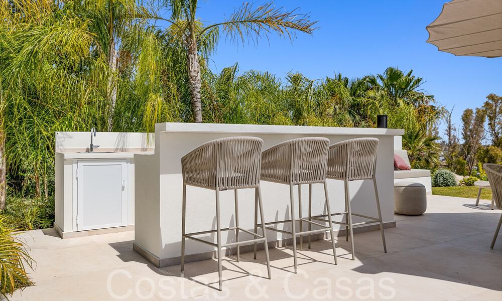 Beautiful renovated villa in contemporary Mediterranean style for sale, adjacent to the golf course in Benahavis - Marbella 69217