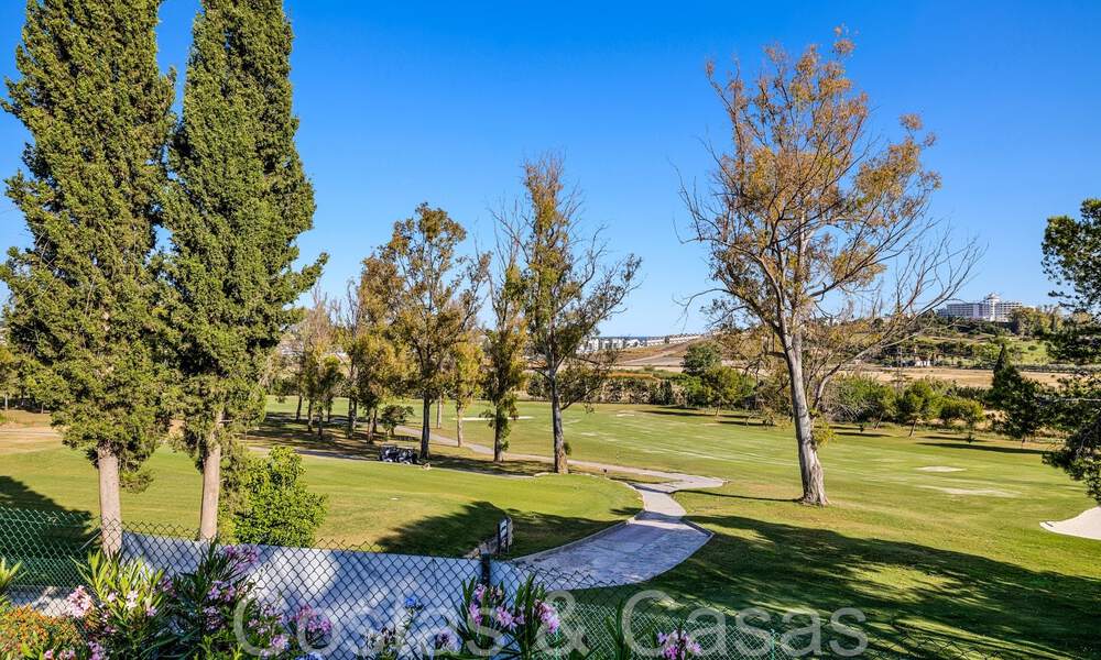 Beautiful renovated villa in contemporary Mediterranean style for sale, adjacent to the golf course in Benahavis - Marbella 69228