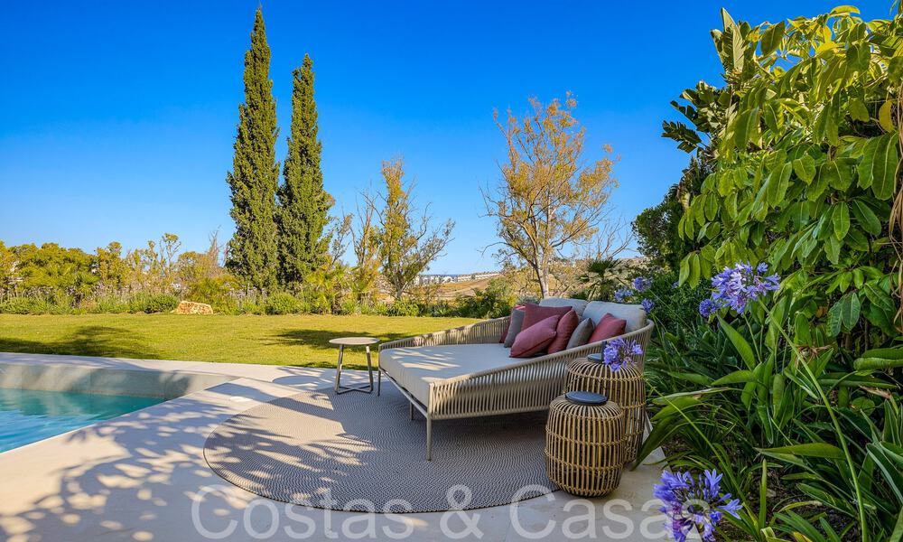 Beautiful renovated villa in contemporary Mediterranean style for sale, adjacent to the golf course in Benahavis - Marbella 69251