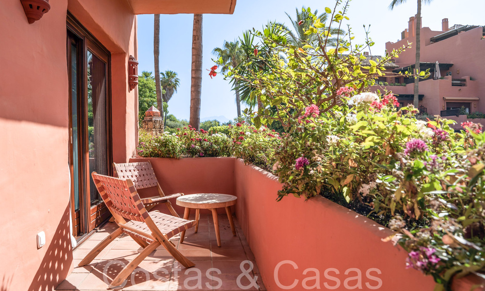 Superior garden apartment in a prime beachfront complex on the New Golden Mile between Marbella and Estepona 69381