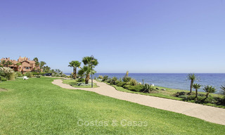 Superior garden apartment in a prime beachfront complex on the New Golden Mile between Marbella and Estepona 69399 