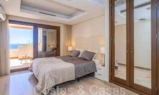 Penthouse for sale in a first line beach complex on the New Golden Mile between Marbella and Estepona 69337 