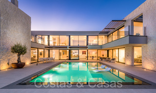 Superior luxury villa for sale, frontline golf with panoramic mountain, golf and sea views in Benahavis - Marbella 69297 