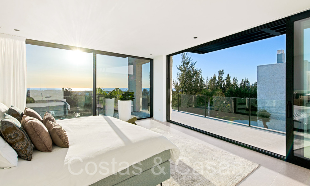 Superior luxury villa for sale, frontline golf with panoramic mountain, golf and sea views in Benahavis - Marbella 69310