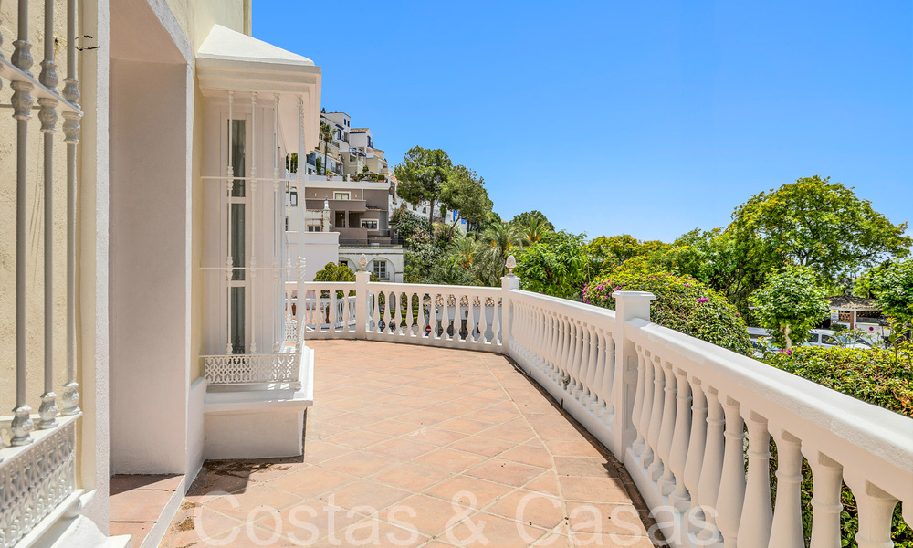 Charming townhouse for sale in a gated urbanization in the hills of Marbella - Benahavis 69481