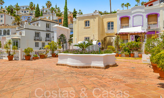 Charming townhouse for sale in a gated urbanization in the hills of Marbella - Benahavis 69489 