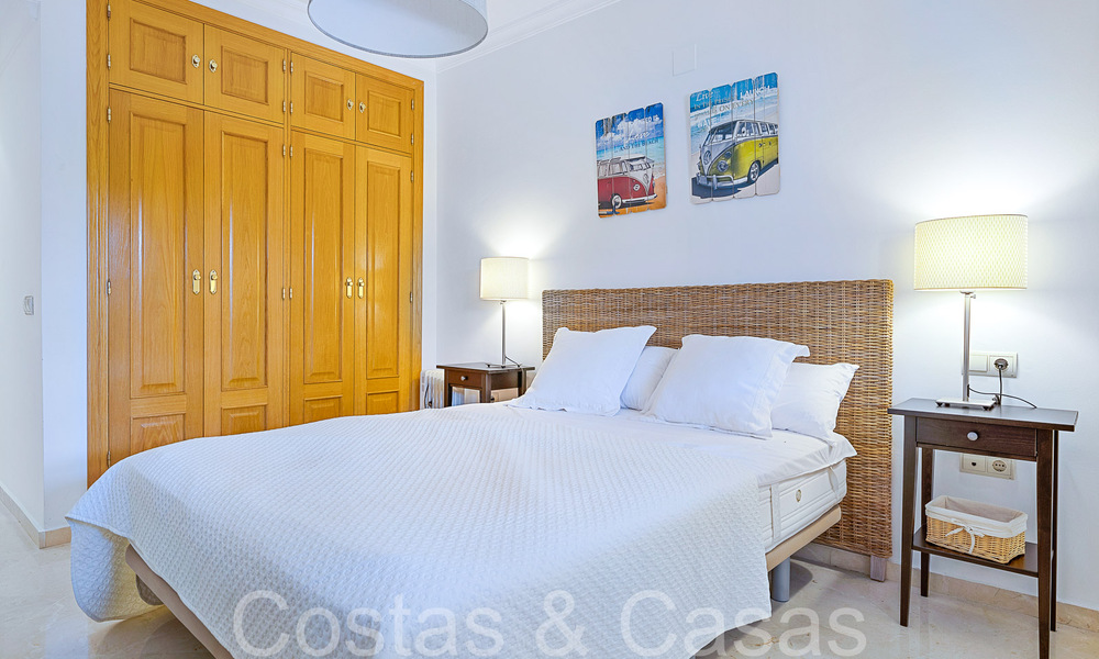 Spacious 3-bedroom apartment for sale within walking distance of the beach and the centre in San Pedro, Marbella 69557