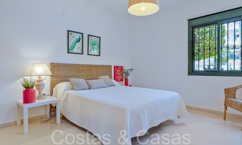 Spacious 3-bedroom apartment for sale within walking distance of the beach and the centre in San Pedro, Marbella 69565