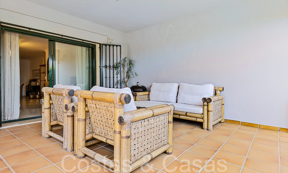 Spacious 3-bedroom apartment for sale within walking distance of the beach and the centre in San Pedro, Marbella 69570