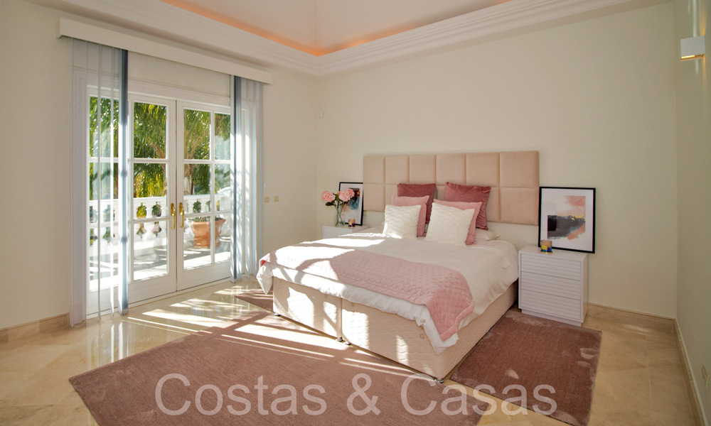 Classic Mediterranean villa with breathtaking sea views for sale, in the exclusive La Zagaleta resort in Benahavis - Marbella 69756