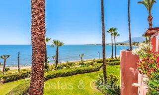 Sophisticated, frontline beach apartment for sale in an exclusive complex on the New Golden Mile, Marbella - Estepona 69990 