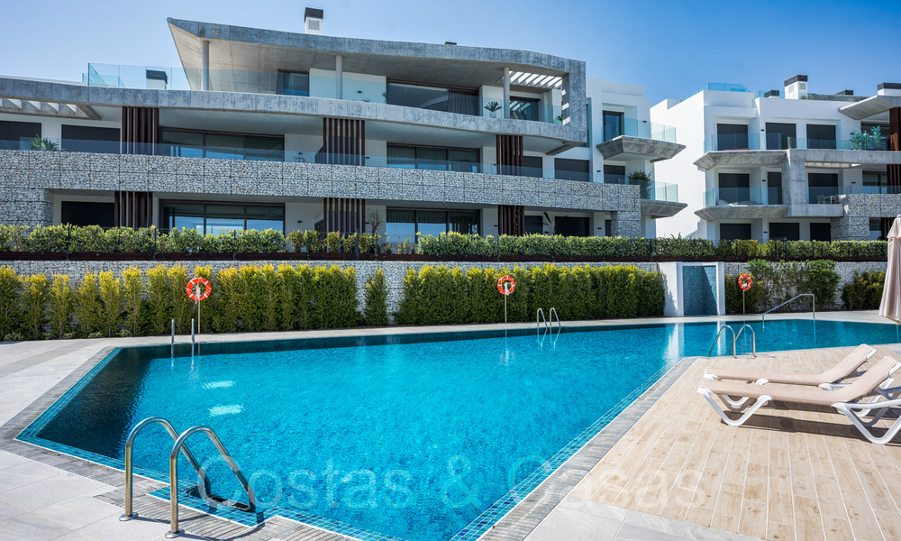 Ready to move in, contemporary penthouse with panoramic sea views for sale in a high standing complex of Benahavis - Marbella 69995