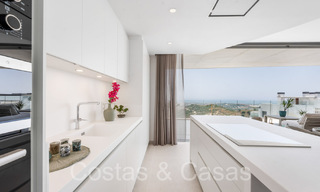 Ready to move in, contemporary penthouse with panoramic sea views for sale in a high standing complex of Benahavis - Marbella 70010 