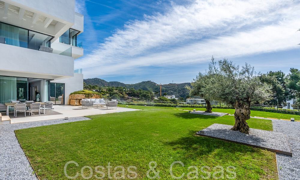 Ready to move luxury villa with panoramic views for sale in a gated community of Benahavis - Marbella 70025