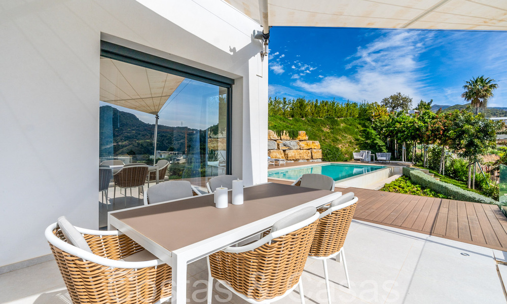 Ready to move luxury villa with panoramic views for sale in a gated community of Benahavis - Marbella 70060