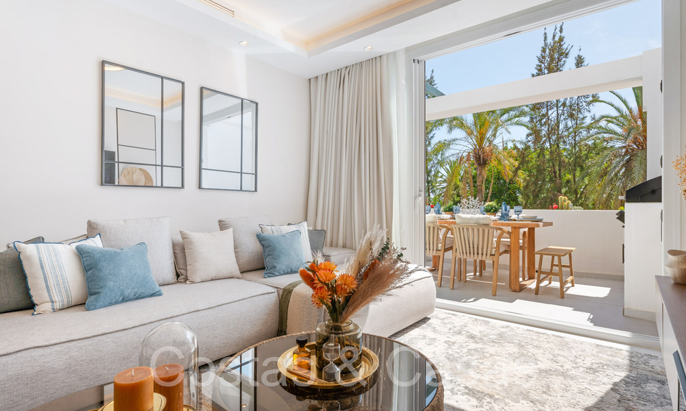 Luxuriously renovated apartment with golf and sea views for sale, adjacent to a premier golf course in La Quinta, Benahavis - Marbella 69926