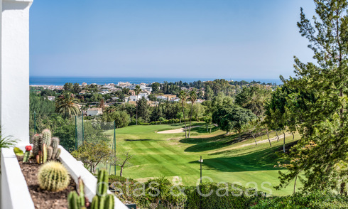 Luxuriously renovated apartment with golf and sea views for sale, adjacent to a premier golf course in La Quinta, Benahavis - Marbella 69947