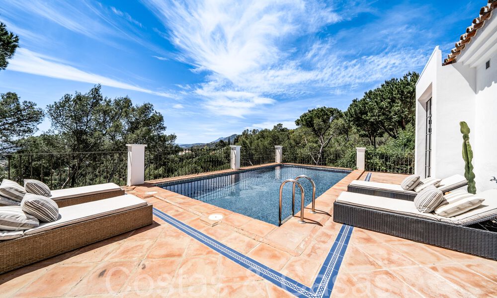 One level luxury villa in contemporary Mediterranean style for sale surrounded by nature in El Madroñal, Benahavis - Marbella 70267