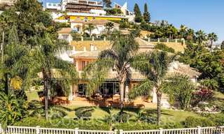 Luxurious villa with traditional architectural style for sale in a gated community of La Quinta, Benahavis - Marbella 70315 