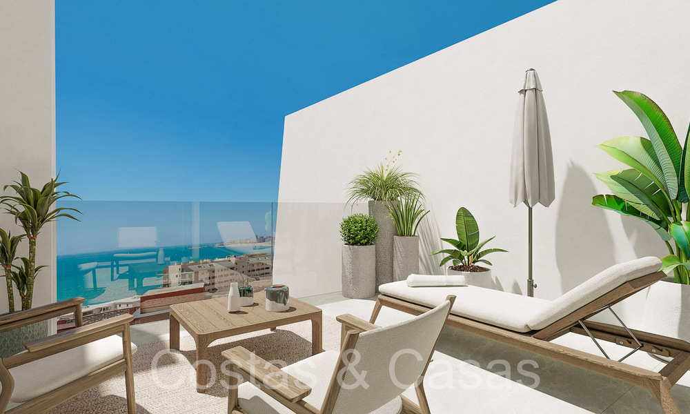 New on the market! Modern innovative townhouses with private garden and sea view for sale in Fuengirola, Costa del Sol 70180