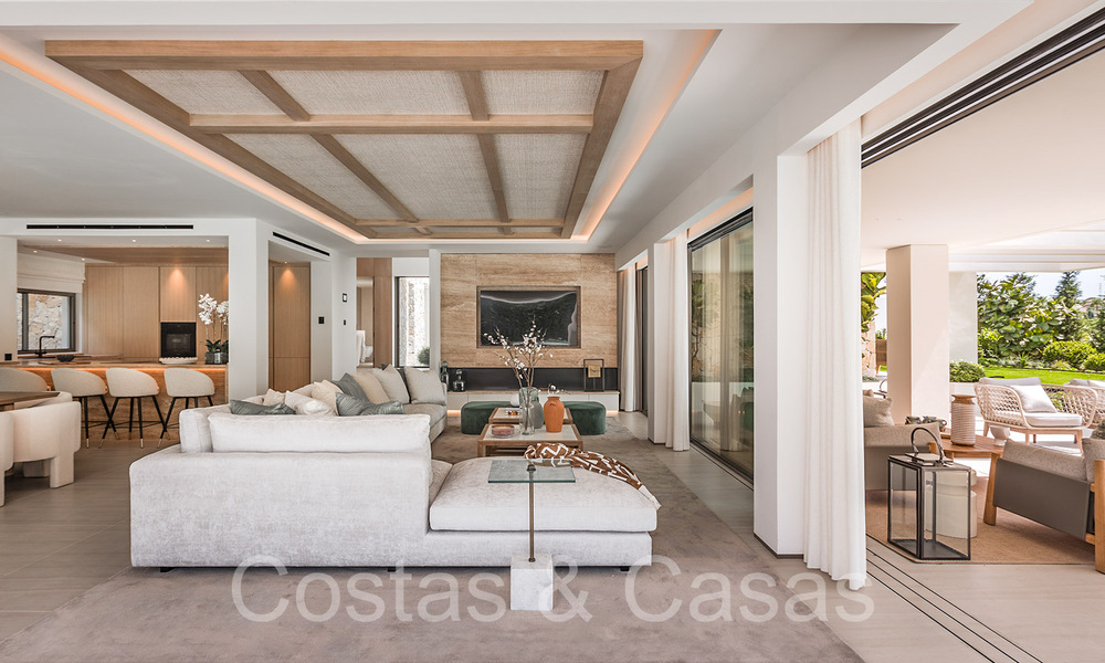 First class renovated luxury villa for sale with golf course views in Nueva Andalucia's golf valley, Marbella 70240