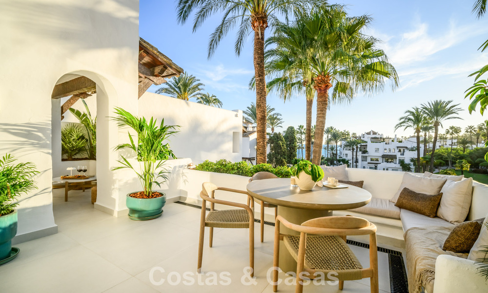 Luxury penthouse for sale in a high-quality beach complex within walking distance of Estepona centre 774277