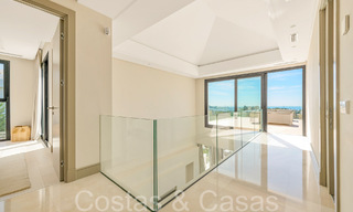 Modern luxury villa with fantastic views over the golf course to the sea, for sale in Marbella - Benahavis 70487 