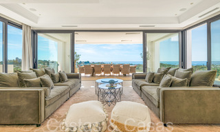 Modern luxury villa with fantastic views over the golf course to the sea, for sale in Marbella - Benahavis 70497 