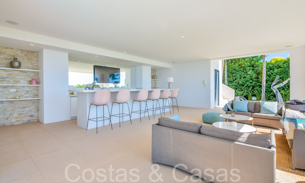 Modern luxury villa with fantastic views over the golf course to the sea, for sale in Marbella - Benahavis 70509