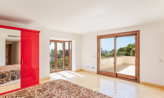 To renovate, Andalusian villa for sale in an exclusive prime location just minutes from Marbella's Golden Mile 70577 