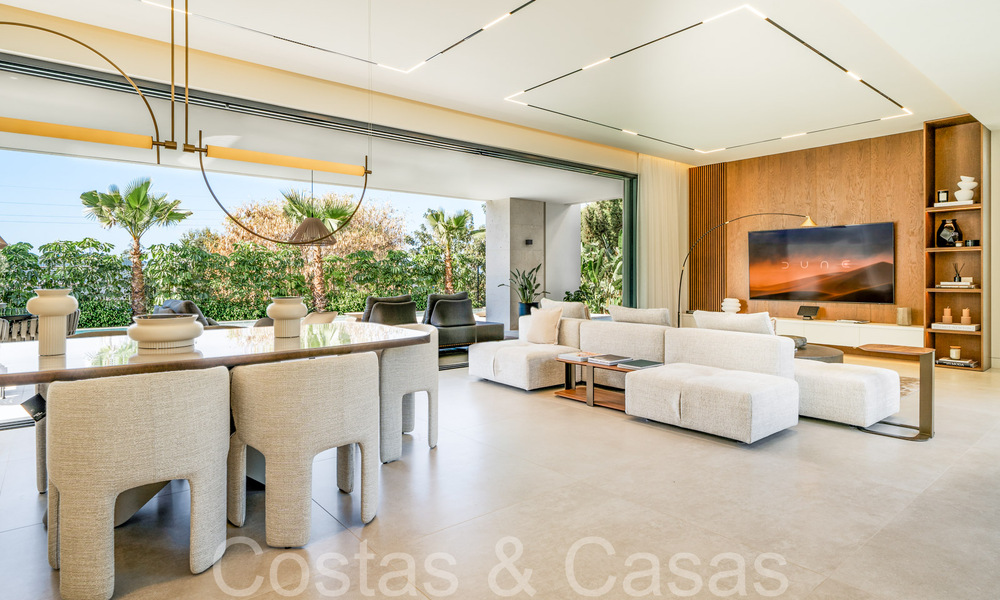 Sophisticated new build villa for sale close to all amenities on Marbella's famous Golden Mile 70654