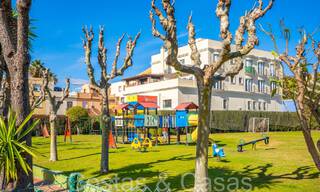 Penthouse for sale in a coveted beach complex on the New Golden Mile between Marbella and Estepona 70720 