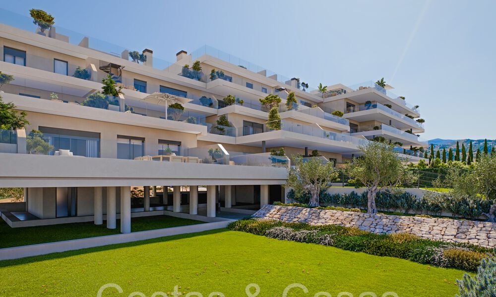 New on the market. Stylish apartments for sale, within walking distance of the beach and amenities of Estepona centre 70907