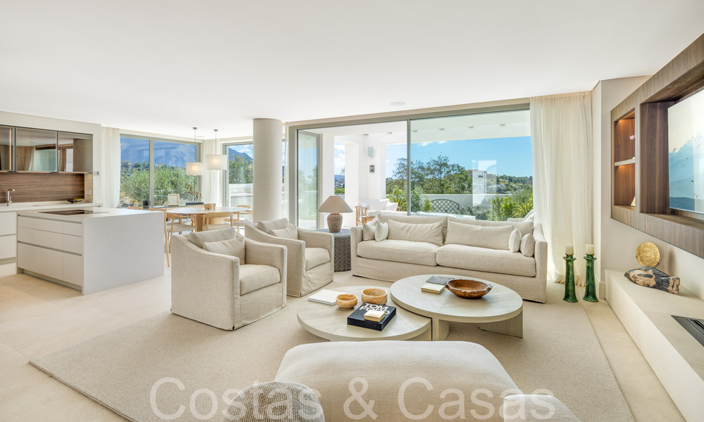 Top-notch renovated Mediterranean villa for sale in the heart of La Quinta, Benahavis - Marbella 71200