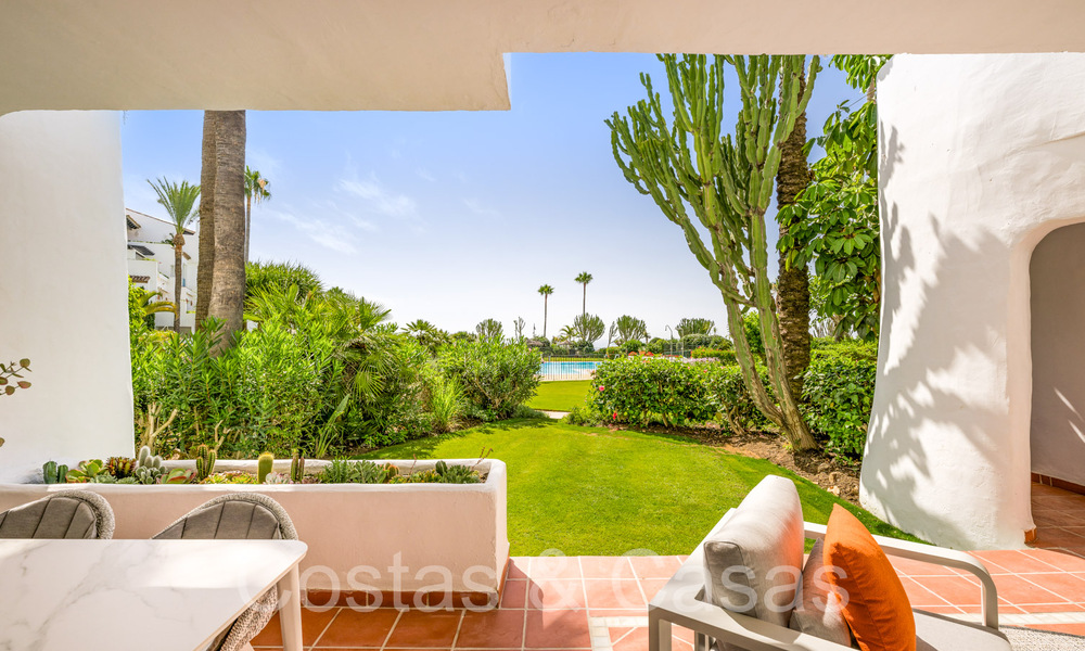 Fully renovated ground floor apartment for sale, in a beach complex on the New Golden Mile between Marbella and Estepona 71283