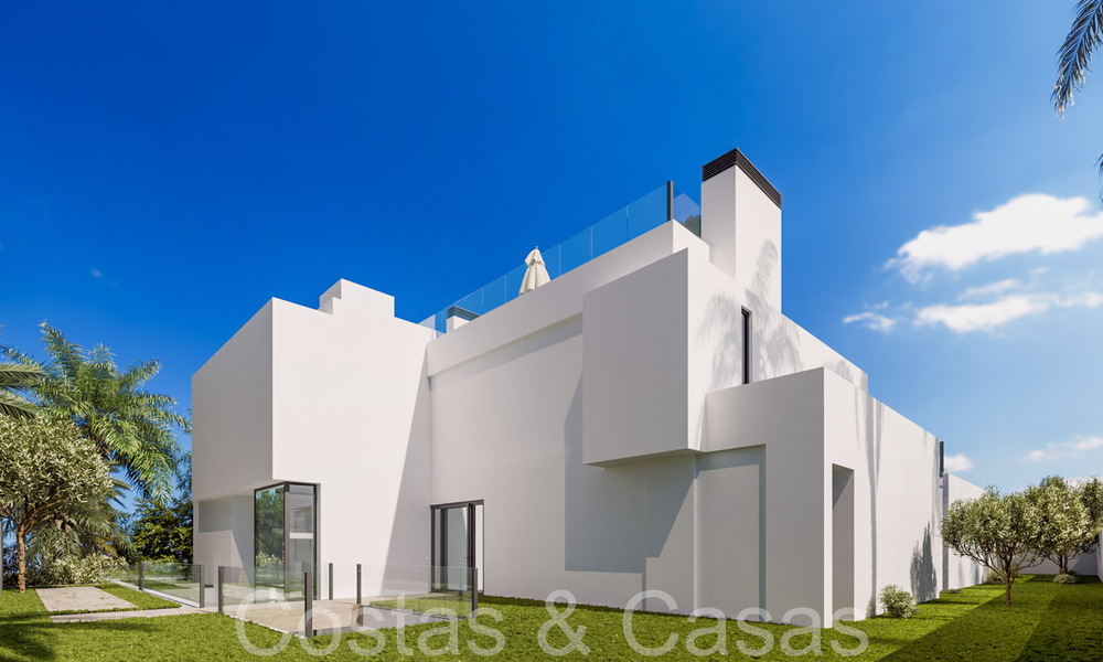 First class new build villa with contemporary design for sale in the exclusive Cascada de Camojan on Marbella’s Golden Mile 71353